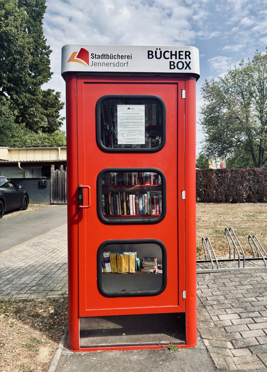 Bücherbox front 03 08 2026
