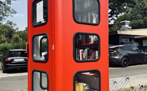 Bücherbox seitlich 03 08 2026